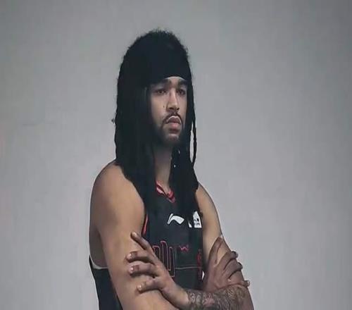 強援已離隊，邱彪重尋洋槍，2目標人物曝光，拿下補賽有望沖入前4