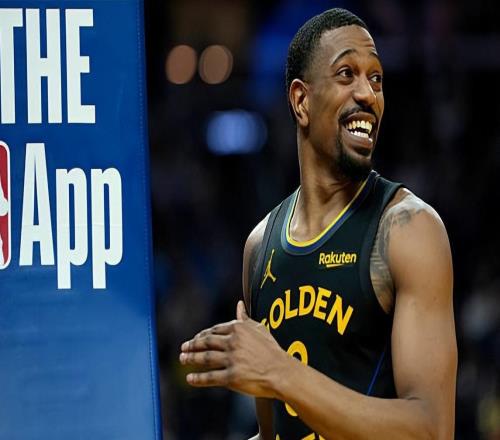 除了外線投籃手感不佳，勇士后場大閘其他方面的表現(xiàn)都相當出色