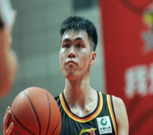 龐崢麟為何無(wú)緣男籃14人大名單分析，主要有3個(gè)原因