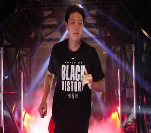 楊瀚森11+12+3+2樂(lè)福25分混音不敵勇士