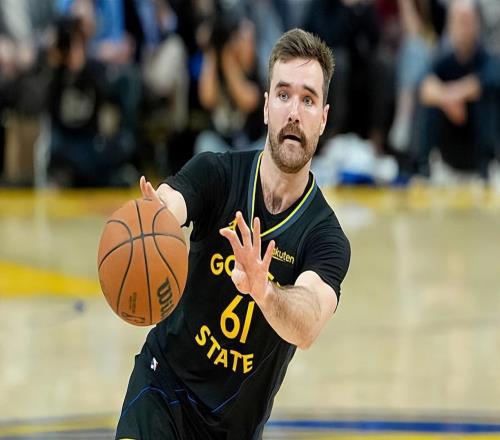 畢竟天賦有限，勇士指望他成為重要輪換球員確實(shí)是有些不太現(xiàn)實(shí)