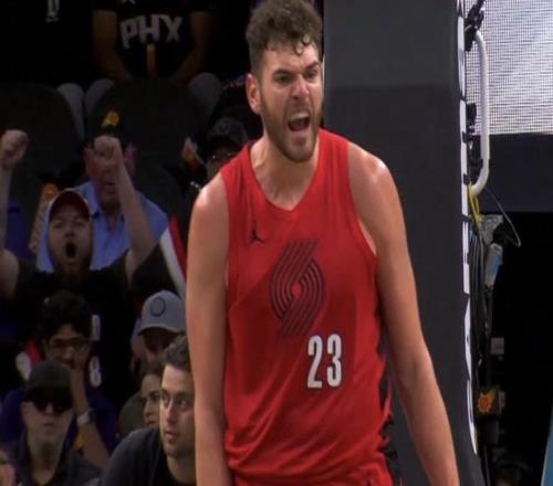 克林根：在三分方面我付出了很多努力每晚我都會(huì)拼盡全力