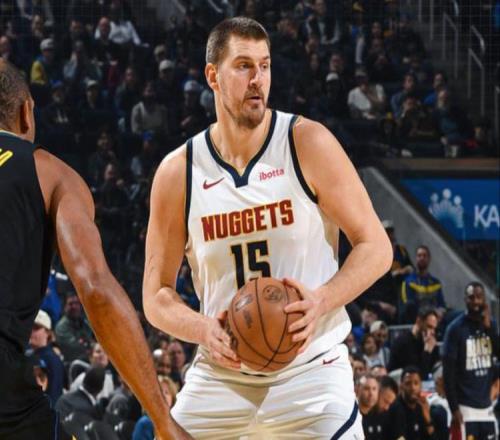 大爆冷！約基奇35+20+12霍福德創紀錄，庫里興奮慶祝，波杰立大功