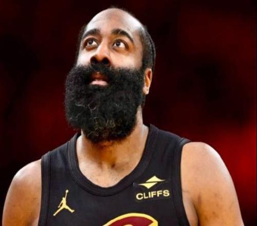 哈登神級發(fā)揮讓騎士徹底起飛，美媒狂贊他是精英級指揮官！