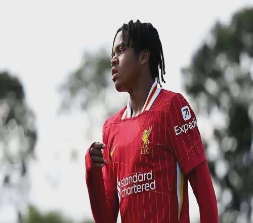 8分鐘地獄到天堂！絕殺被吹+讀秒反殺，利物浦淪落靠17歲小孩保命