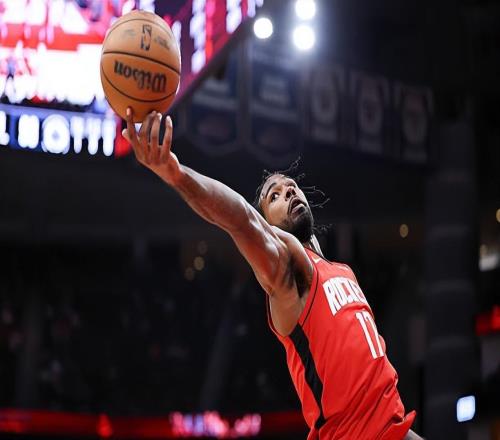 攻防兩端都很努力了，只是火箭鋒線新星的潛能還是沒有激發(fā)出來(lái)