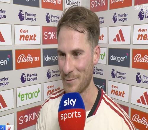 麥卡：我喜歡贏球但我們踢得并不好球確實(shí)打到了我的手肘