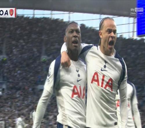 北倫敦德比破門，熱刺前鋒穆阿尼斬獲英超生涯首球