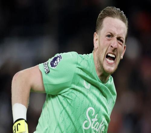 皮克福德：此前對齊爾克澤的撲救是世界級，碰球時內(nèi)心在祈禱