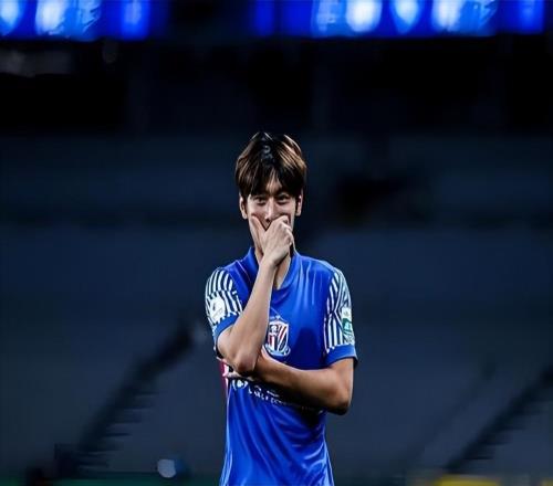 魯能本賽季首位冒頭的06后新星預(yù)測，曾跟王鈺棟齊名，值得期待