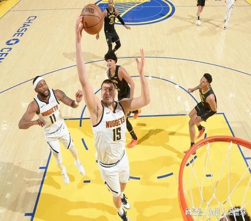 勇士128117掘金！波杰2人贏球功臣，格林很尷尬，科爾該看清現(xiàn)實(shí)