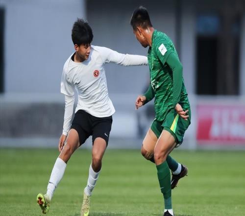 13！遼寧鐵人惜敗國安，新援齊首發(fā)，遇焚燒秸稈，比賽遭中斷