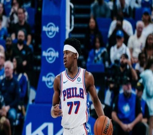 馬克西39+8完爆愛德華茲，大帝缺陣探花6記三分，76人大勝森林狼