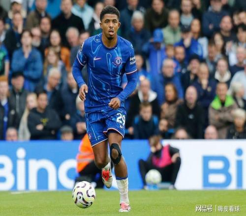 奇觀！英超三大豪門(mén)積分相同，靜等曼聯(lián)，4隊(duì)爭(zhēng)3個(gè)歐冠名額