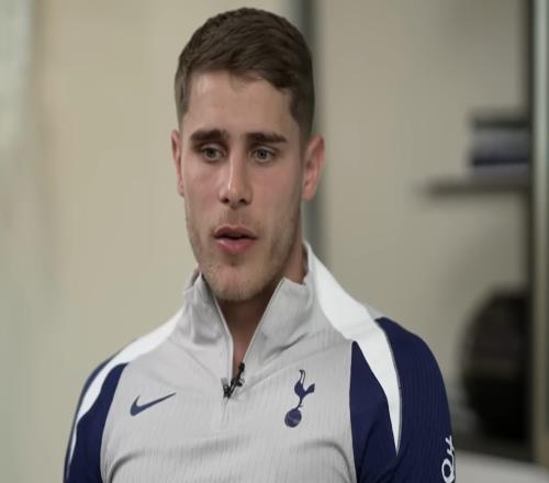 范德芬：能理解球迷的不滿對熱刺來說贏球應(yīng)比輸球更正常