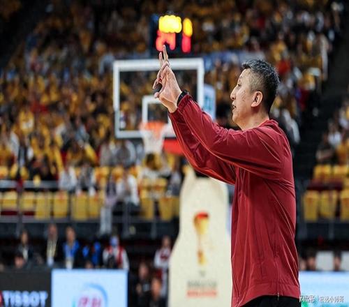 男籃公布大名單，兩人投籃命中率僅三成，球迷：男籃沒有人才了
