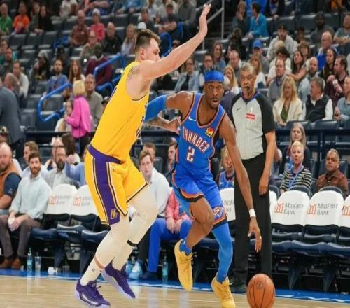 保羅：在我看來(lái)SGA比東契奇更勝一籌，因?yàn)樗敢馀Ψ朗? />
<div   id=