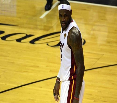 熱火總裁萊利談錯(cuò)失與詹姆斯共建王朝：希望他能再為我效力6到8年