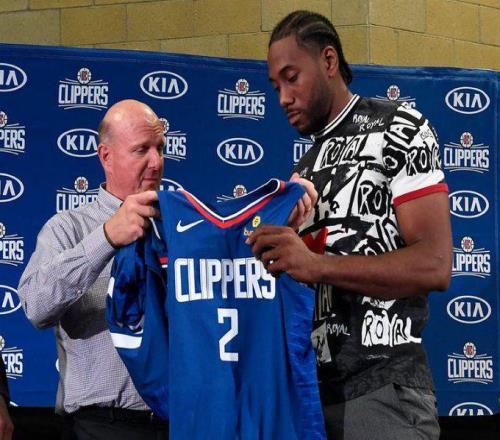 重罰快船曝聯(lián)盟可能宣布小卡現(xiàn)合同無效湖人勇士將瘋狂追求他