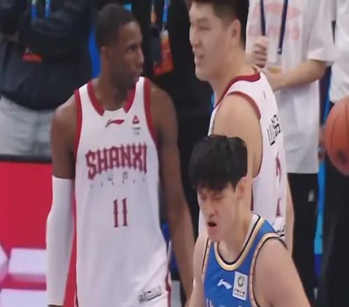 中國男籃大名單解讀！周琦被棄用，郭士強(qiáng)再變陣，打敗日本收利好