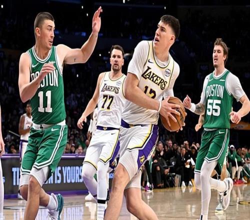 能力有限，但湖人鋒線新星卻被迫承擔(dān)了遠(yuǎn)超出個(gè)人能力的責(zé)任