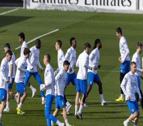 世體：赫伊森因傷無法出戰(zhàn)本菲卡，他將在對(duì)陣赫塔費(fèi)時(shí)復(fù)出