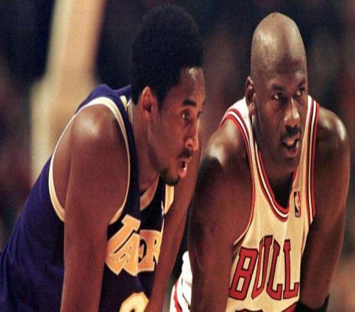 喬丹前隊(duì)友：?jiǎn)痰ぶ活欀约寒?dāng)傳奇！科比打隊(duì)友是為隊(duì)友好！