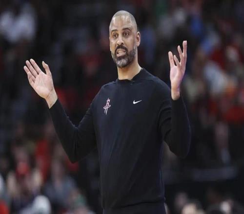 反關(guān)節(jié)抬回更衣室！26失誤！火箭狂勝沖上第三！