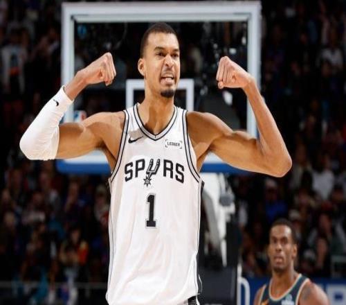 掀翻東部第1！馬刺奪9連勝搶西部第1：雷霆告急