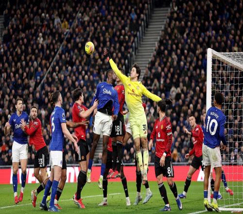 禁區(qū)防空保障，拉門斯當(dāng)選埃弗頓vs曼聯(lián)全場(chǎng)最佳