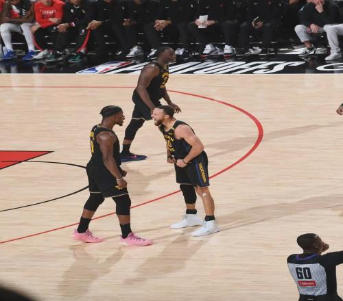 18分鐘輸28分！隊魂成拖油瓶，所有輸球組合里都有他！真砸手里了