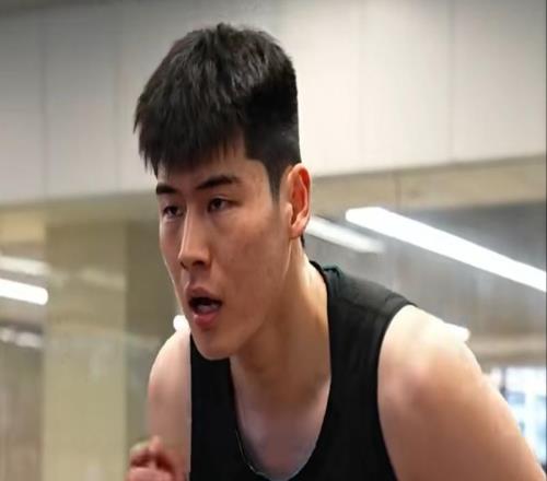 廣東更新力量訓(xùn)練！麥考爾和崔永熙隨隊(duì)，各外援都在，強(qiáng)度拉滿！