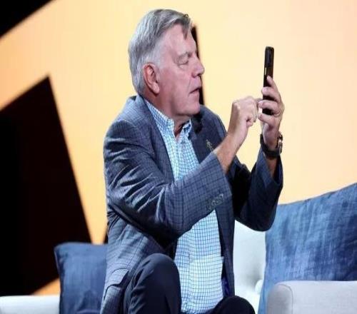 阿勒代斯：北倫敦德比裁判判罰不公，加布里埃爾假摔應(yīng)給黃牌