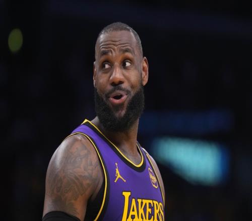 科比兼庫里前隊(duì)友：現(xiàn)在還吹喬丹、黑詹姆斯的人都是45歲以上的！