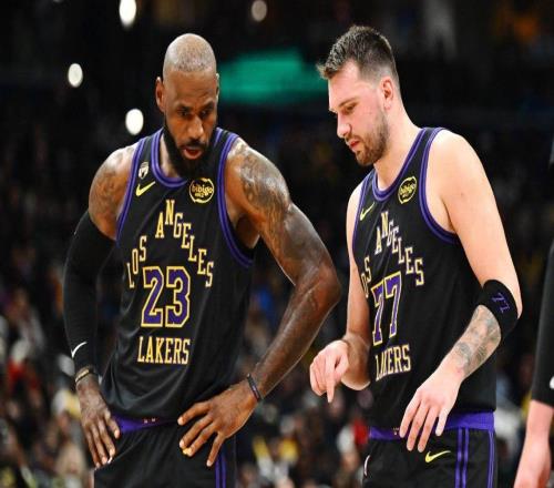 比爾西蒙斯談湖人東契奇挑釁犯規(guī)：糟糕到連詹姆斯忍不住感嘆