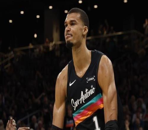 球隊(duì)實(shí)力榜：馬刺反超活塞升至榜首雷霆穩(wěn)居三甲之列