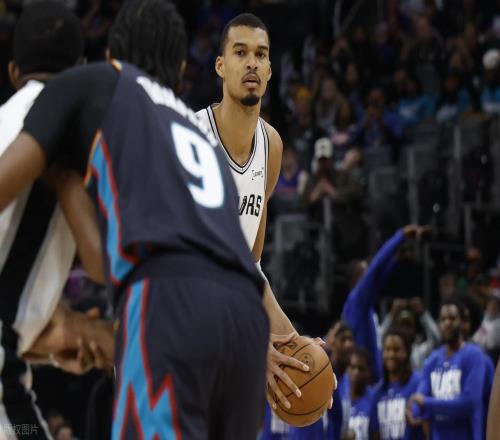 馬刺擊敗東部第一，9連勝！文班21+17+4+6！一戰(zhàn)徹底看清5個(gè)現(xiàn)實(shí)