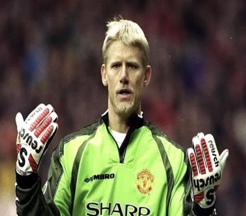 內(nèi)維爾評英超十大門將：舒梅切爾居首，希曼、范德薩并列第二