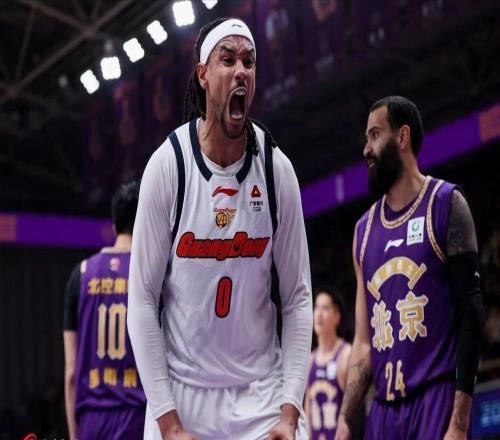 薩林杰離隊朱芳雨承認(rèn)引援，劉禮嘉約會廣東女球員，林志杰退役