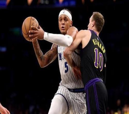 班凱羅36+10+6小卡特準(zhǔn)絕殺魔術(shù)客場1分險(xiǎn)勝湖人