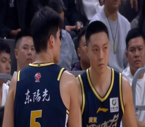 新外援是賈巴里帕克廣東隊被迫裁掉薩林杰，朱芳雨這次真賭對了