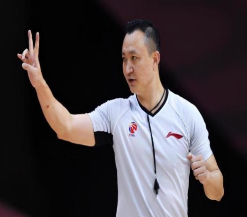 姚明的鍋閆軍等知名裁判再無(wú)國(guó)際級(jí)資格中國(guó)明星裁判僅有1人