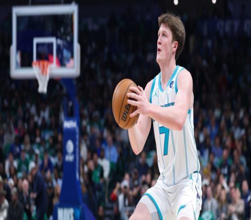 歷史最快+比肩庫(kù)里，4號(hào)秀一戰(zhàn)狂刷6大紀(jì)錄！助黑馬15戰(zhàn)12勝崛起