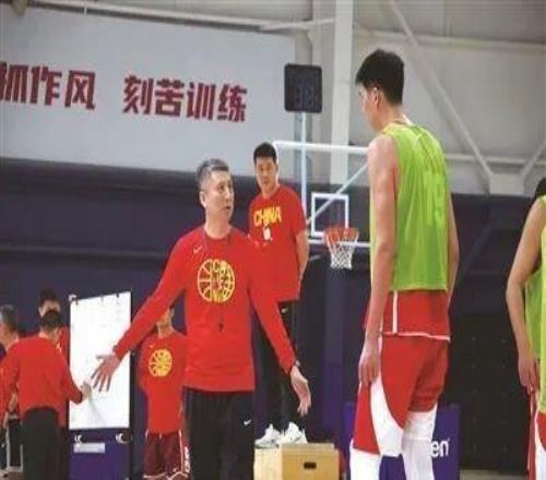 新春佳節(jié)中國籃球步履不停忙備戰(zhàn)