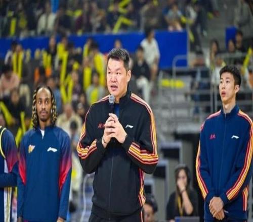 廣東男籃簽了誰朱芳雨：大外援已經(jīng)在路上了