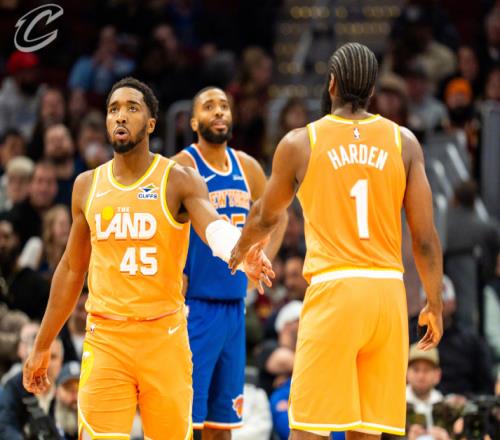 哈登20分0罰球，騎士大勝尼克斯！哈登攻防作用明顯，越打越輕松