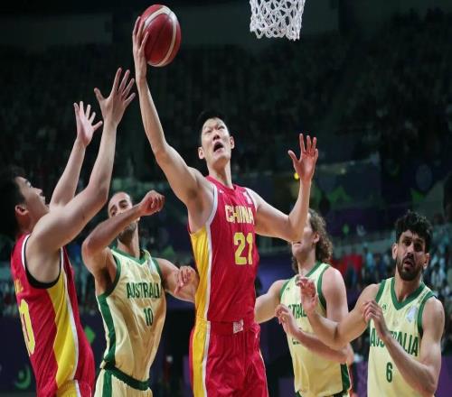 明晚客戰(zhàn)日本，中國(guó)男籃再輸就是萬(wàn)丈深淵！