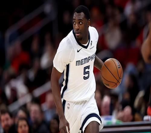 爵士后場新援面對火箭時遭遇重傷，他將會面臨長時間的缺陣