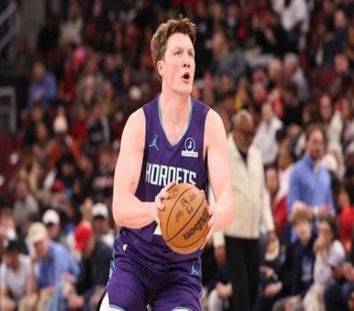 黃蜂客場8連勝刷新隊(duì)史克努佩爾：我們每個人都全身心投入