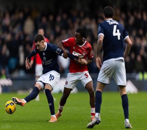 英冠：伯明翰來(lái)勢(shì)洶洶，米爾沃爾聯(lián)賽前三排名難保